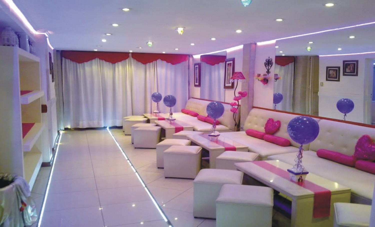 SALON CHOCOLATE