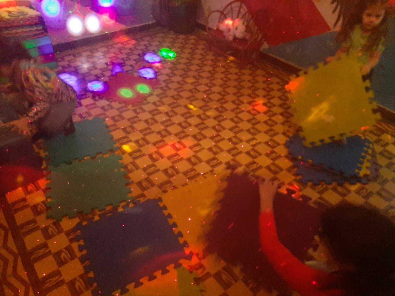 MAGICO MUNDO DE COLORES