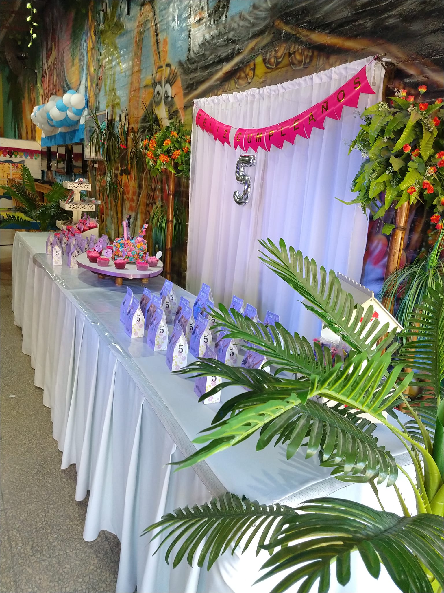 LA JUNGLA SALON DE EVENTOS INFANTILES