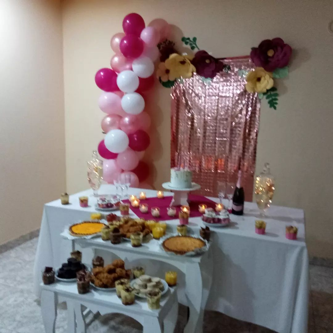 Dia Feliz Salon De Fiestas