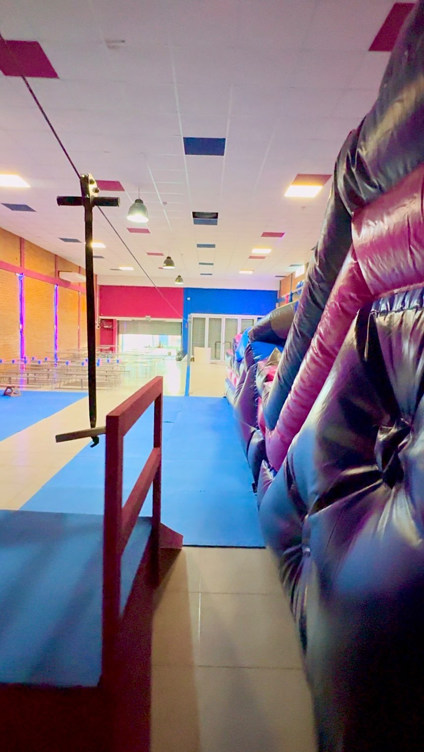 Space Kids Salón espacial de fiestas infantiles