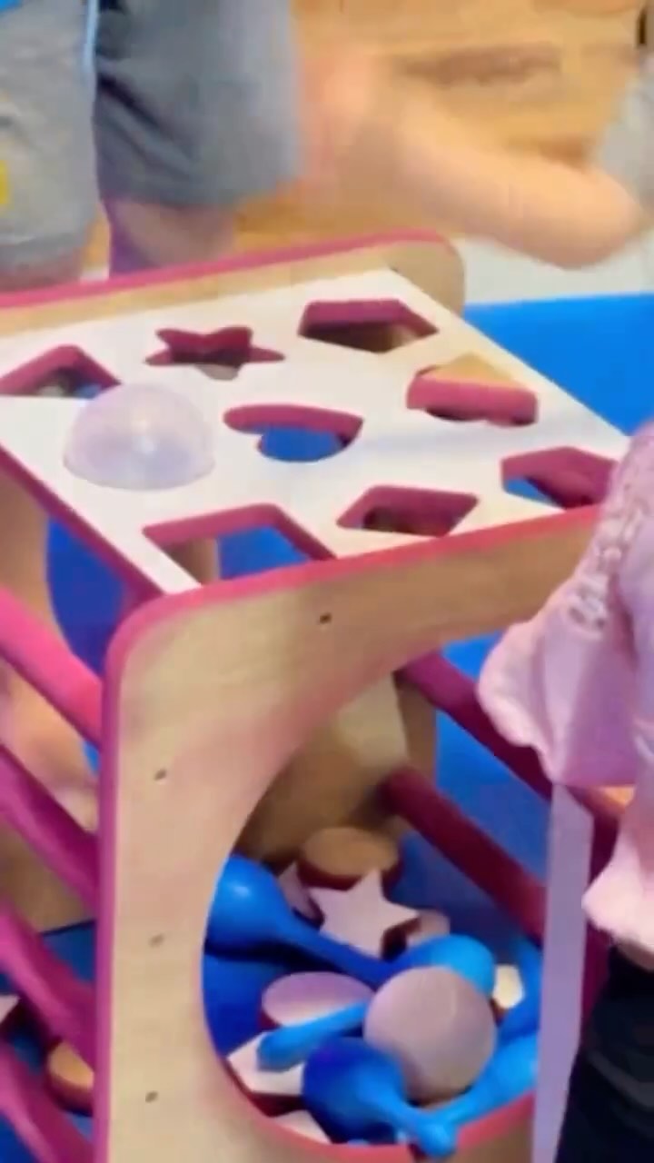 Space Kids Salón espacial de fiestas infantiles