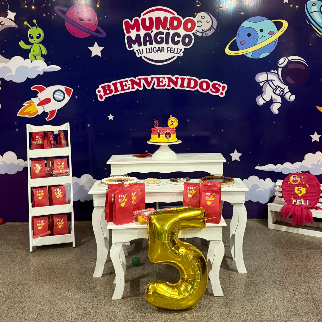 Mundo Mágico Mercedes