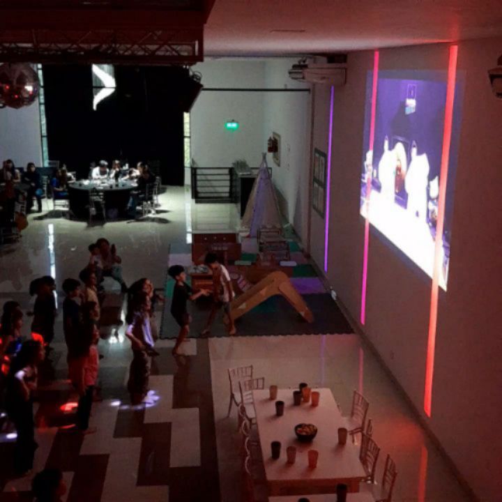 HERAS KIDS SALON DE EVENTOS