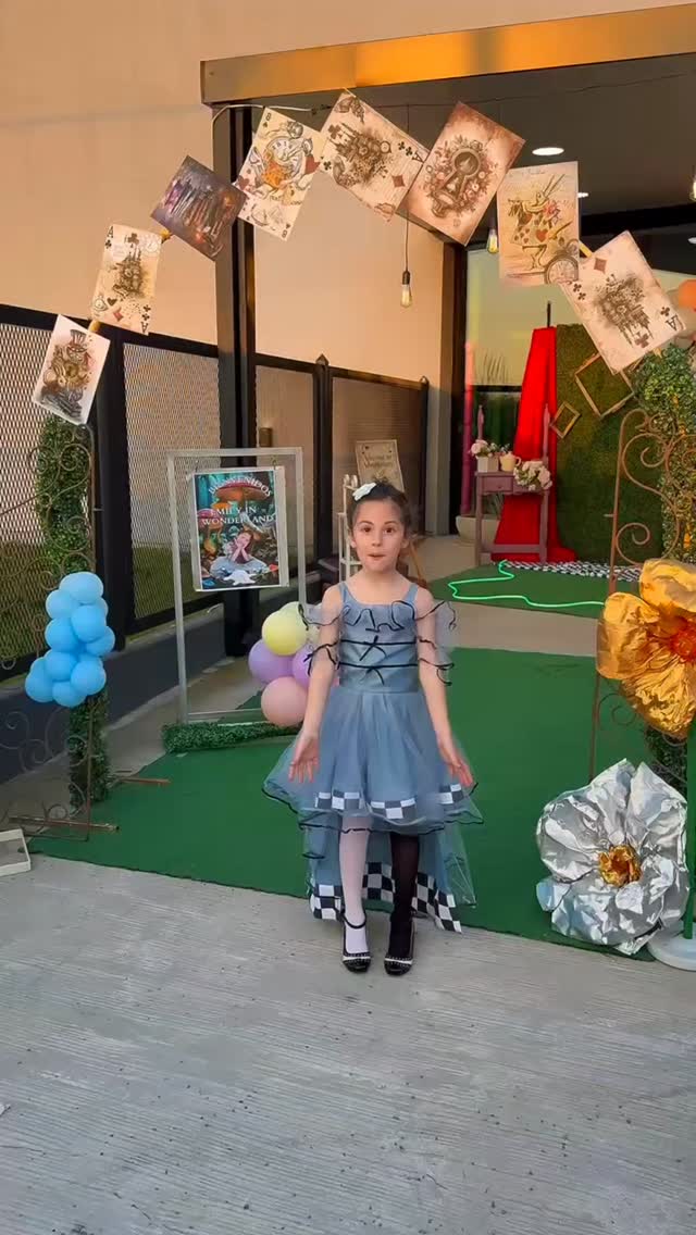 Domino - Casa de Fiestas