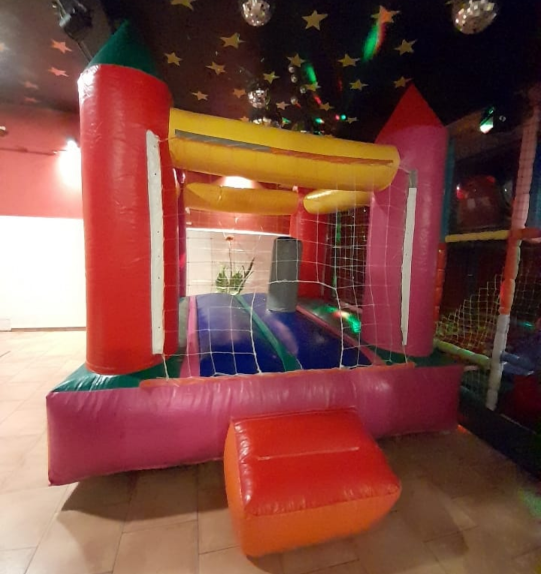 SALON ACUARELA